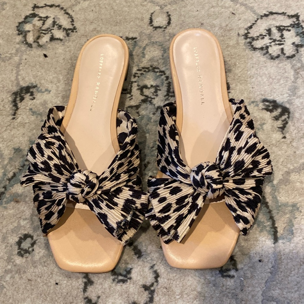 Loeffler Randall slides. Size 6.5